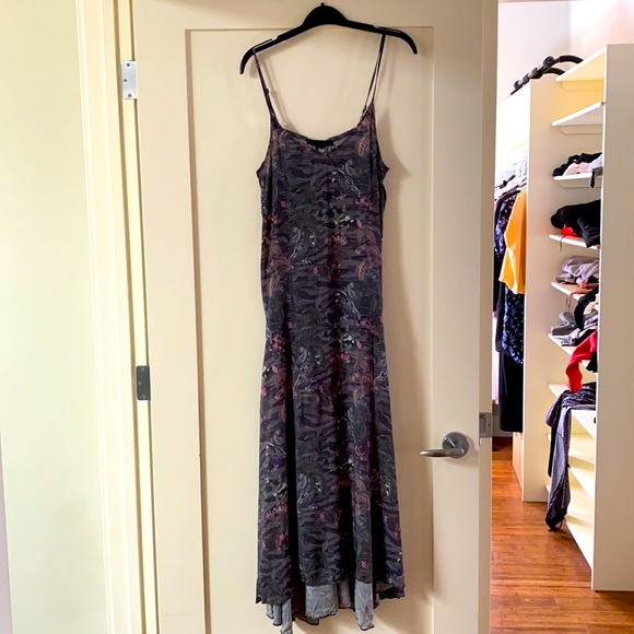 Gorgeous spaghetti strap grey parrot print dress - Picture 1 of 2